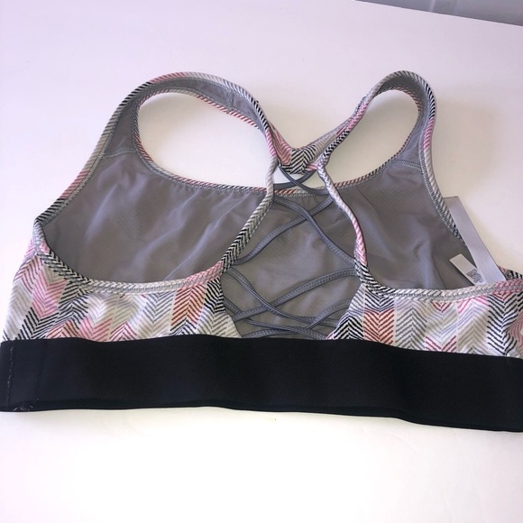 𝅺Victoria’s secret wireless sports bra L - Picture 3 of 4